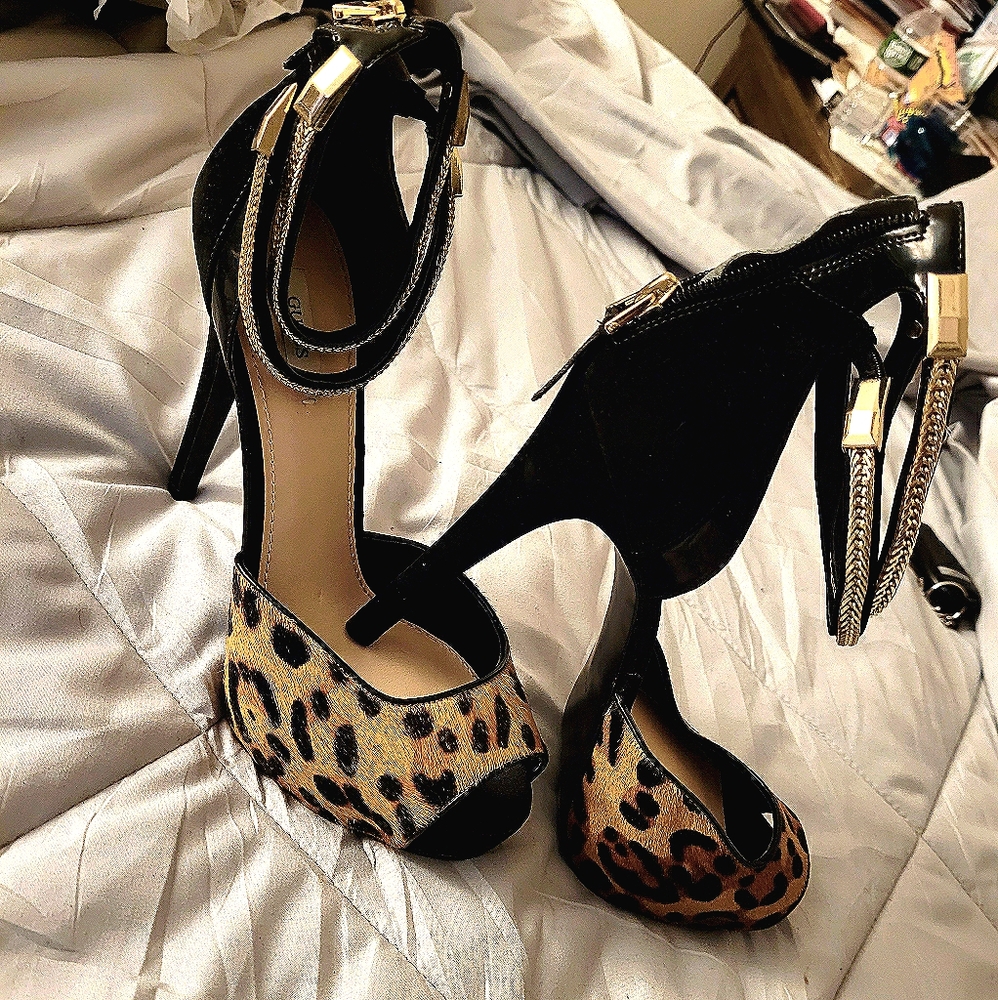 Guess stilettos
